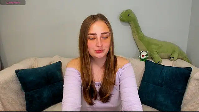 MilliStrii online show from 06-19-26, 02:17
