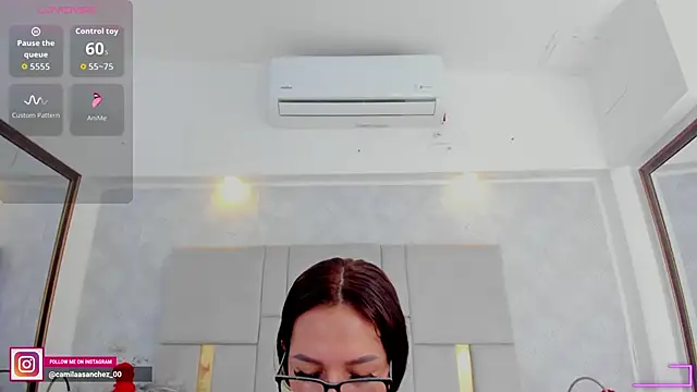 Camilaa Sanchez  online show from 09-15-25, 12:38