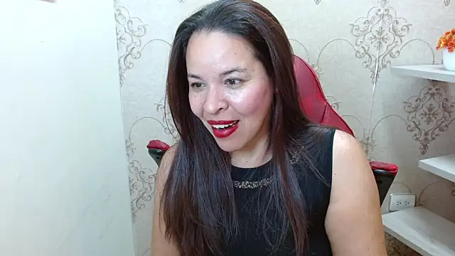 Snapshot of Lizeth_Bels chatting on 12-14-25, 07:52 Lizeth Bels online show from 12-14-25, 07:52