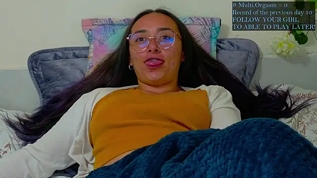 Hot Candy  online show from 05-26-26, 01:47