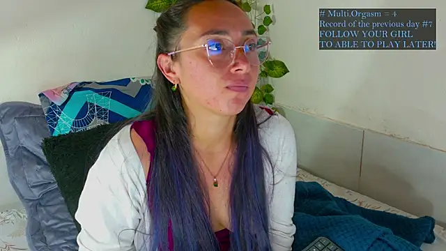 Hot Candy  online show from 07-07-26, 06:47