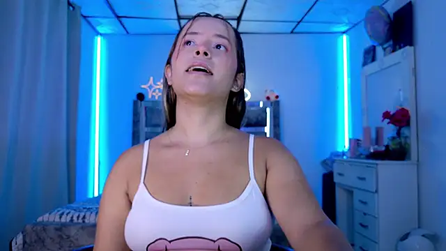 Snapshot of hanna_sex18 chatting on 03-15-25, 10:13 hanna sex18 online show from 03-15-25, 10:13