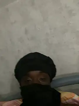 Snapshot of elninoblacko chatting on 02-25-25, 12:14 elninoblacko online show from 02-25-25, 12:14