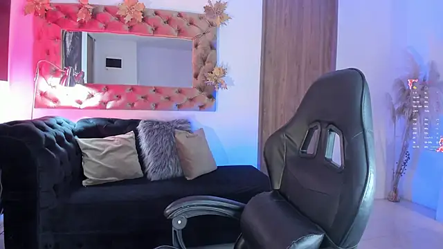 AmelyaMann online show from 05-25-26, 01:21