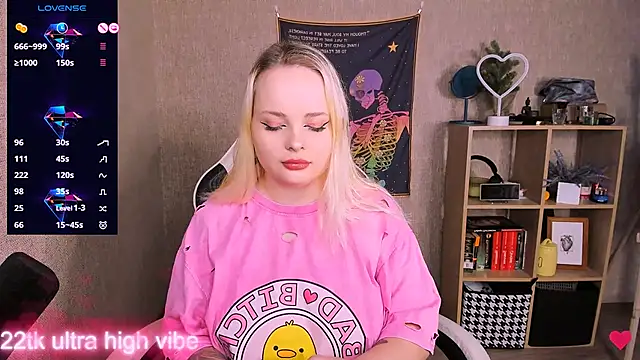 Snapshot of flower_sarah_ chatting on 02-14-25, 06:23 flower sarah online show from 02-14-25, 06:23