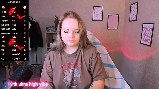 Snapshot of flower_sarah_ chatting on 03-06-25, 01:24 flower sarah online show from 03-06-25, 01:24