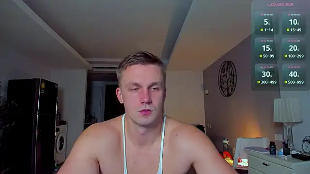 Snapshot of Samuel_Andrew chatting on 06-10-26, 09:10 Samuel Andrew online show from 06-10-26, 09:10