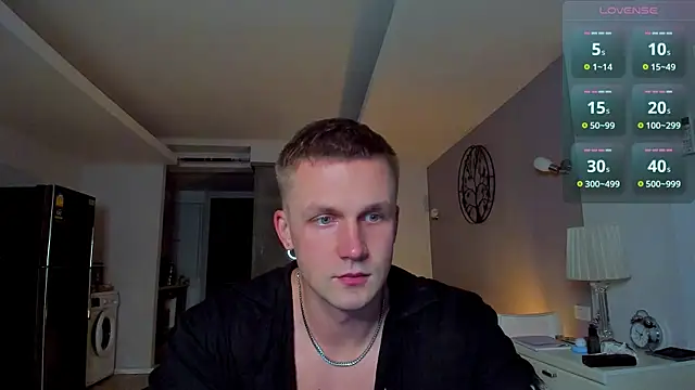 Snapshot of Samuel_Andrew chatting on 05-31-26, 12:22 Samuel Andrew online show from 05-31-26, 12:22