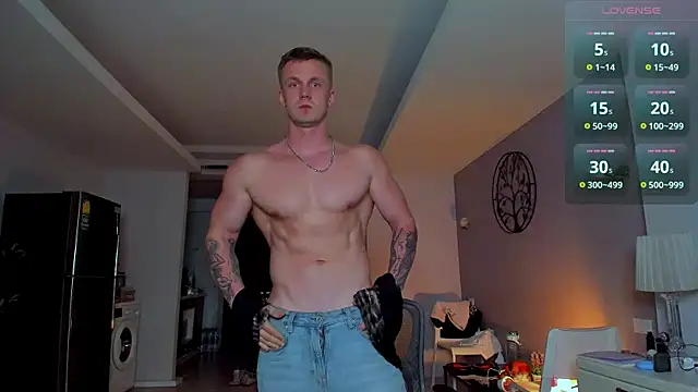 Snapshot of Samuel_Andrew chatting on 05-16-26, 08:02 Samuel Andrew online show from 05-16-26, 08:02
