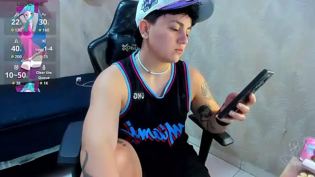 Snapshot of isabeautyx19 chatting on 11-22-25, 04:50 isabeautyx19 online show from 11-22-25, 04:50