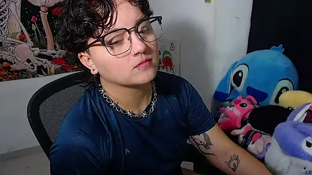 Snapshot of isabeautyx19 chatting on 07-15-26, 02:29 isabeautyx19 online show from 07-15-26, 02:29