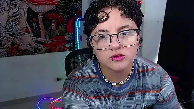 Snapshot of isabeautyx19 chatting on 07-03-26, 07:31 isabeautyx19 online show from 07-03-26, 07:31