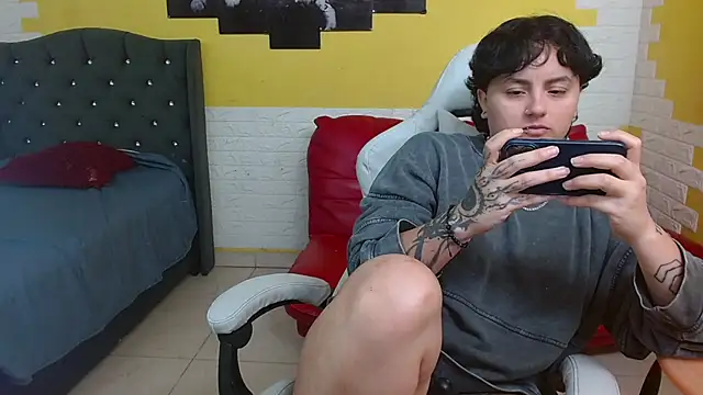 isabeautyx19 online show from 04-09-26, 01:29