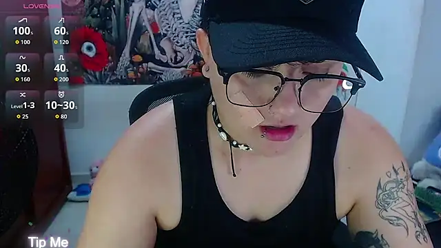 isabeautyx19 online show from 05-25-26, 03:11