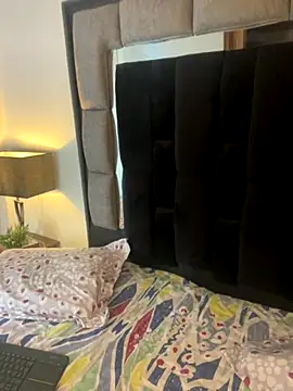 Bonnie vega online show from 11-14-25, 08:56