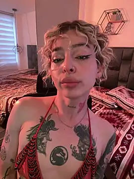 Bonnie vega online show from 04-12-26, 09:40