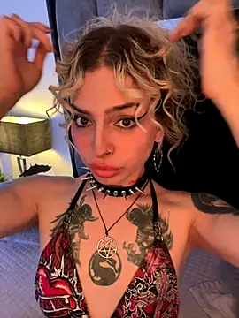 Bonnie vega online show from 11-02-25, 08:25