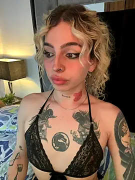 Bonnie vega online show from 11-16-25, 08:24