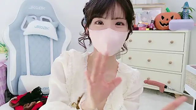 -minami- online show from 11-03-25, 03:12