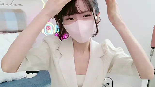 -minami- online show from 03-08-25, 03:50