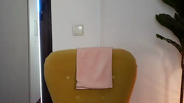 NinaCrystal1 online show from 03-07-26, 10:21