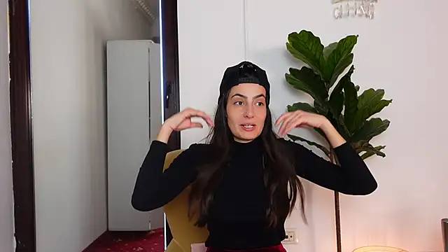 NinaCrystal1 online show from 12-15-25, 07:47