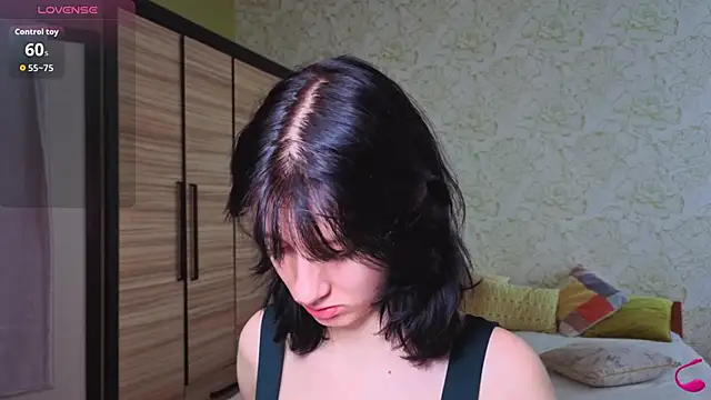 JulisSweet online show from 11-20-25, 07:53