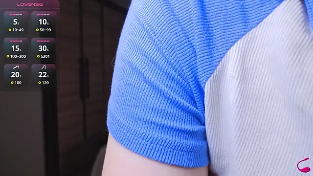 JulisSweet online show from 12-22-25, 08:25