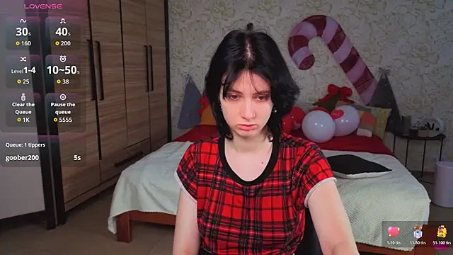 JulisSweet online show from 12-20-25, 08:06