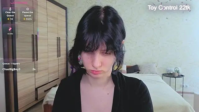 JulisSweet online show from 05-16-26, 07:18