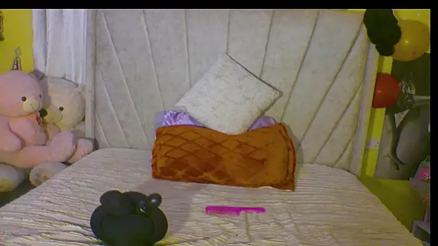 pyt liyah online show from 02-18-26, 04:21