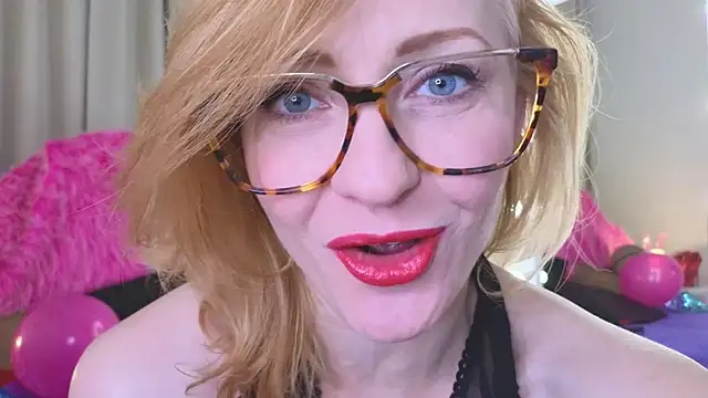 SquirtyAlisa online show from 12-17-25, 09:03