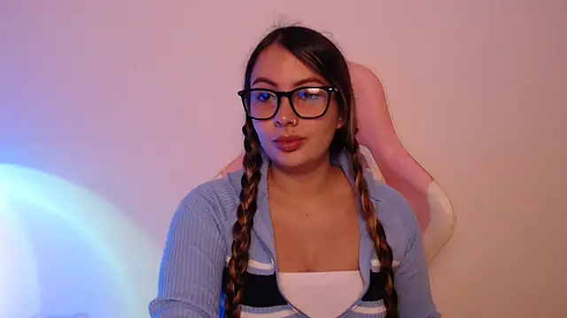 lalawhitte online show from 11-27-25, 02:17