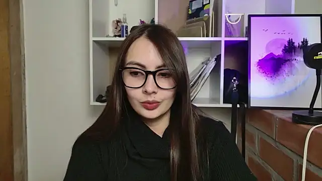 lalawhitte online show from 06-17-26, 01:49