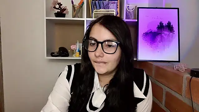 lalawhitte online show from 05-19-26, 09:38