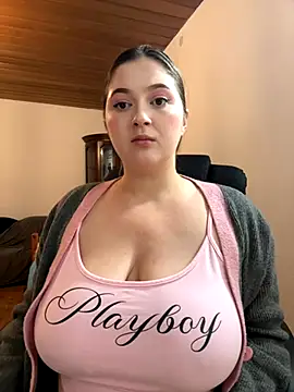 Kamilla Loop online show from 11-19-25, 09:37