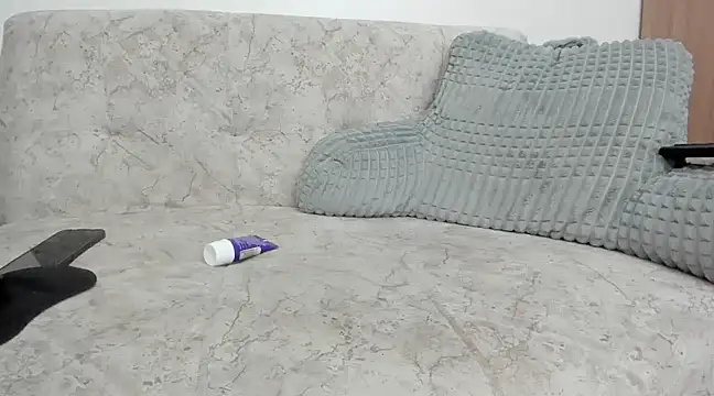 alexandra fiore online show from 03-18-25, 05:45