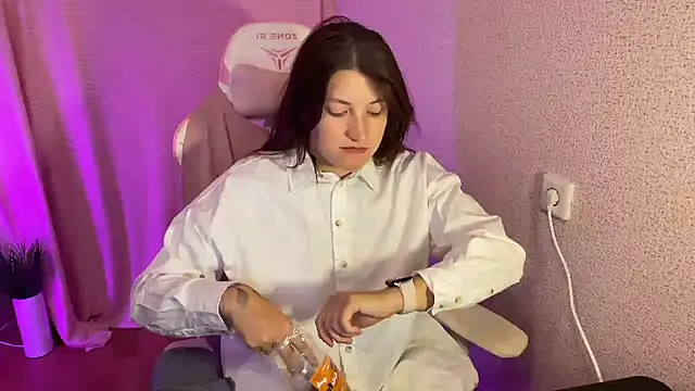 Katrin  kiss online show from 10-14-25, 05:57