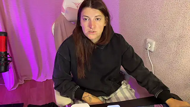 Katrin  kiss online show from 10-13-25, 03:57