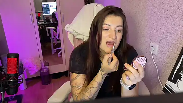 Katrin  kiss online show from 11-03-25, 03:15