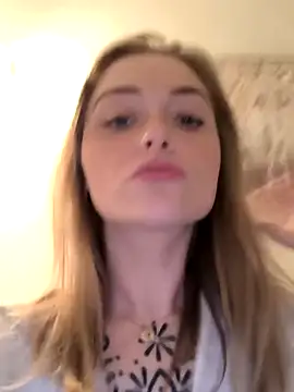 Goldloeckchen159 online show from 12-18-25, 03:27