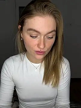 Snapshot of Goldloeckchen159 chatting on 03-22-26, 06:42 Goldloeckchen159 online show from 03-22-26, 06:42