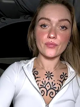 Goldloeckchen159 online show from 11-28-25, 09:04