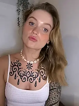 Goldloeckchen159 online show from 09-19-25, 08:02