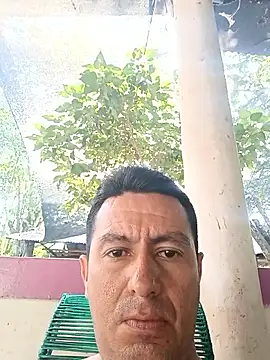 walwan85 online show from 12-14-25, 01:06