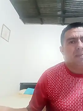 Snapshot of walwan85 chatting on 01-17-26, 11:08 walwan85 online show from 01-17-26, 11:08