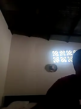 walwan85 online show from 11-17-25, 04:33