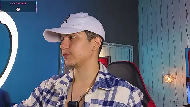 Brat  online show from 03-17-26, 05:32