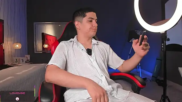 Brat  online show from 03-09-26, 03:04