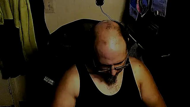 KrazyLegz online show from 11-27-25, 03:07